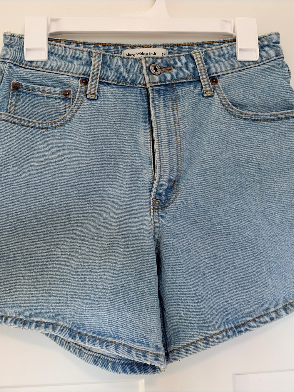 Abercrombie Curve Love High Rise Dad Shorts Size 27 Light Wash